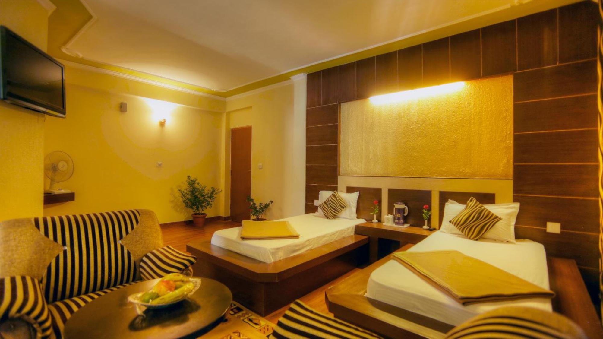 מנאלי Hotel Glacier Resort מראה חיצוני תמונה
