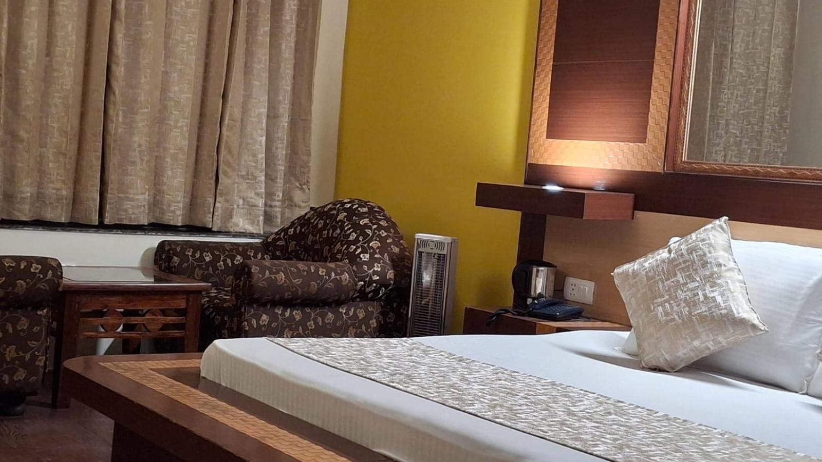 מנאלי Hotel Glacier Resort מראה חיצוני תמונה